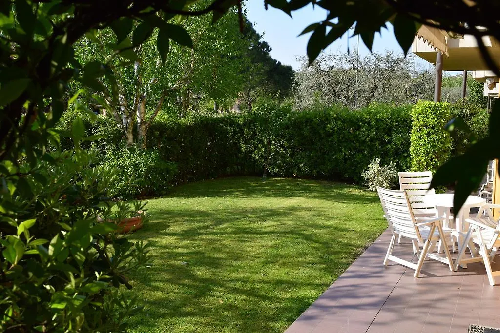 Apartamento Villaggio Dei Fiori Appartment Sirmione Italia