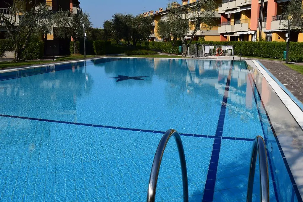 Villaggio dei Fiori Appartment Sirmione 0*,