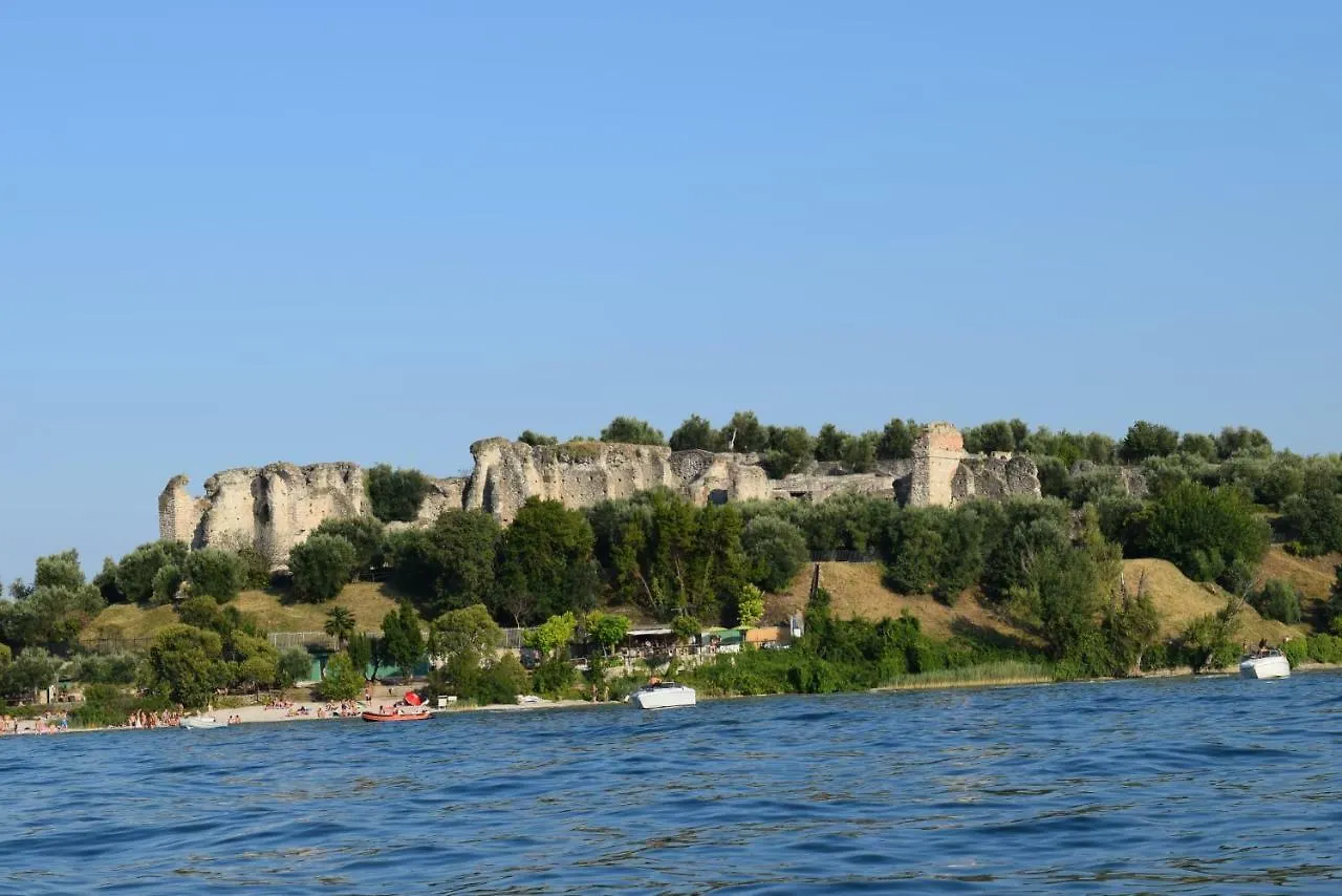 Appartamento Villaggio dei Fiori Appartment Sirmione Italia